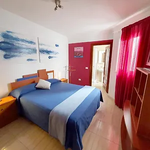  Habitación en casa particular Habitación Doble Con Baño Privado En Tenerife, Canary Islands España